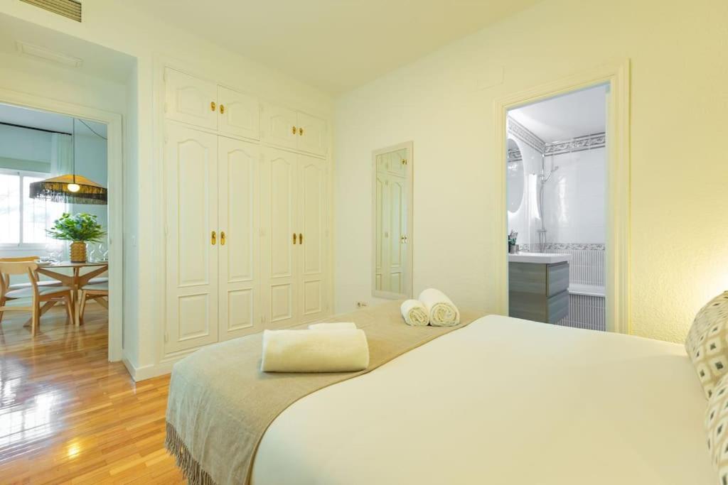 Apartament Triana Deluxe By Valcambre Sewilla Zewnętrze zdjęcie
