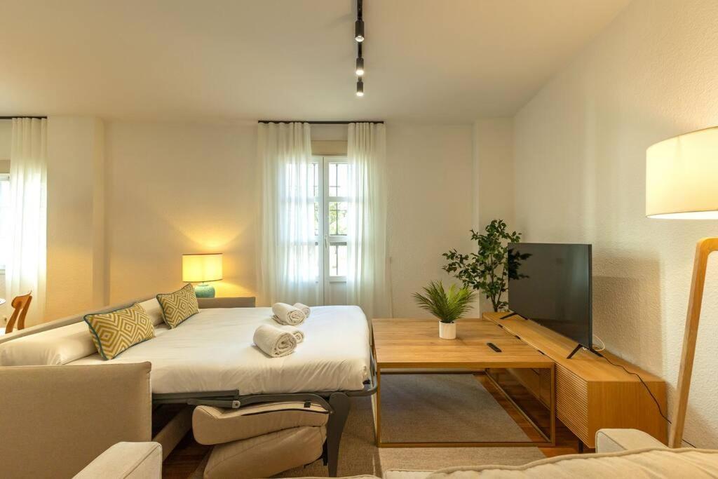 Apartament Triana Deluxe By Valcambre Sewilla Zewnętrze zdjęcie